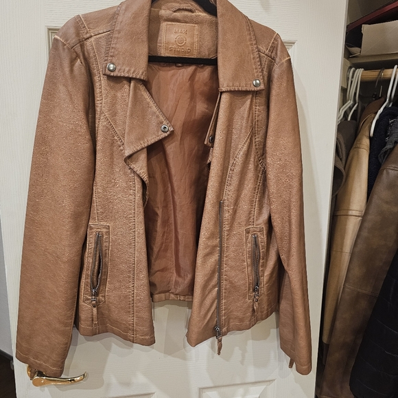 MAX STUDIO JACKET - Picture 6 of 6